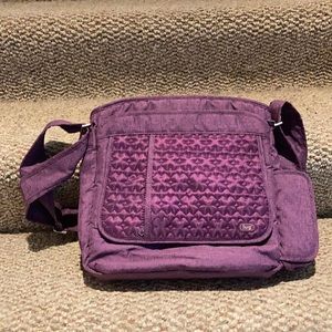 Crossbody lug bag